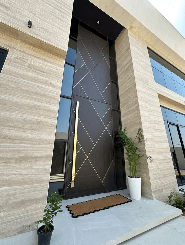 The Quiet Kitchen Door — Al Nahda, Sharjah
